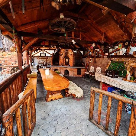 Cabana Vanatorilor Пояна-Марулуй Екстер'єр фото